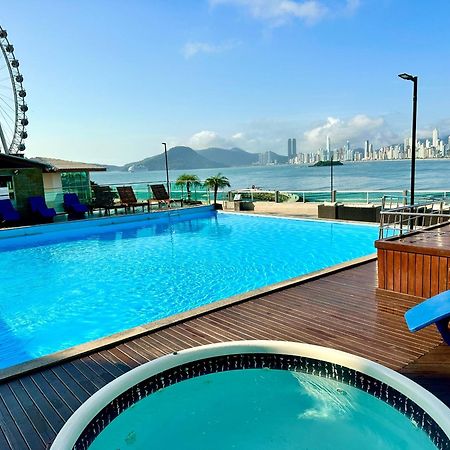 Roda Gigante, Garagem E Piscina Balneario Camboriu Exterior foto